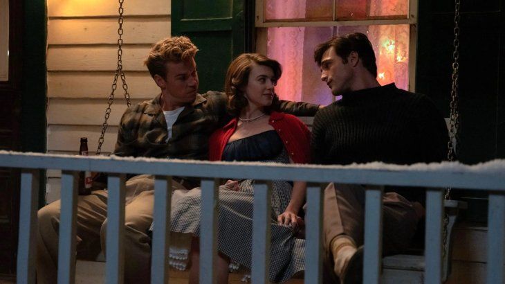 La historia de un peligroso triángulo amoroso da que hablar en la plataforma. La historia de un peligroso triángulo amoroso da que hablar en la plataforma.