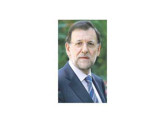 Mariano Rajoy realiza en los últimos días una recorrida con una agenda relajada por las vacaciones, pero aun así no puede escapar de los ánimos alterados que impone la crisis.