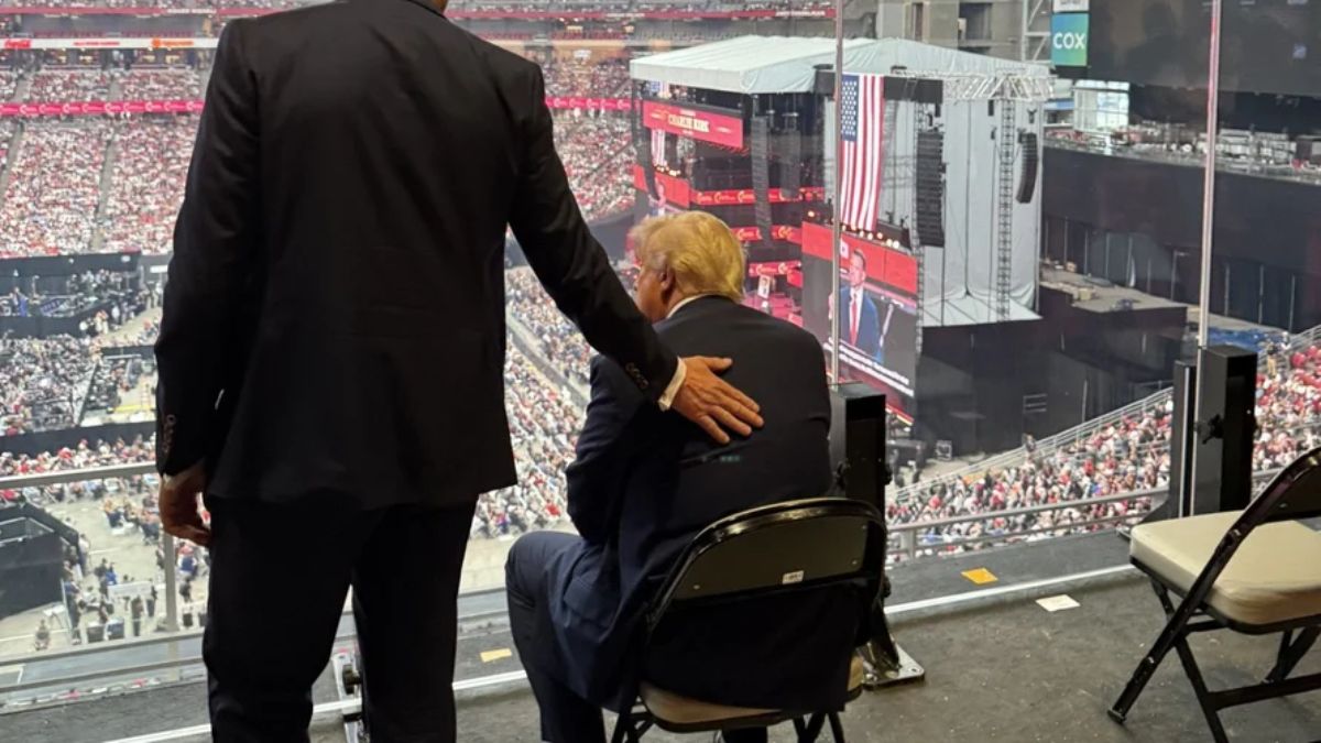Donald Trump participated in the funeral of Charlie Kirk in Arizona before thousands of followers