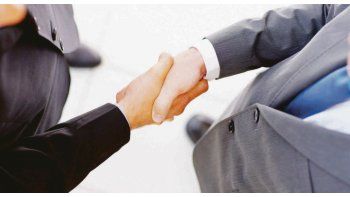 La discusión académica coincide con el avance de iniciativas legislativas que buscan regular formalmente la actividad a través de una Ley de Lobby.