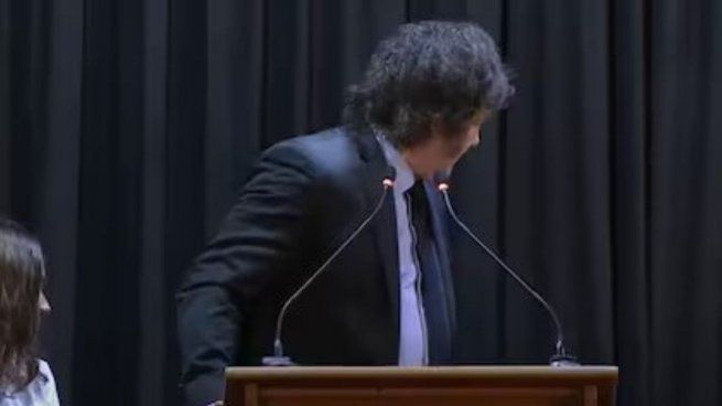 El presidente Milei durante su discurso en el Colegio Cardenal Copello.&nbsp;