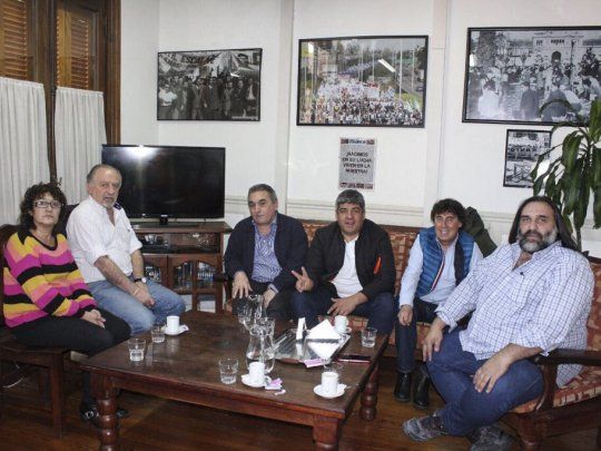 Sonia Alesio, Hugo Yasky, Juan Carlos Schmid, Pablo Moyano, Pablo Micheli y Roberto Baradel.
