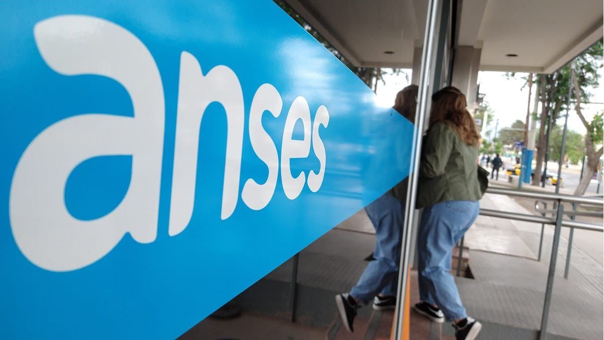 ANSES entrega un bono extra a beneficiarios: quiénes acceden