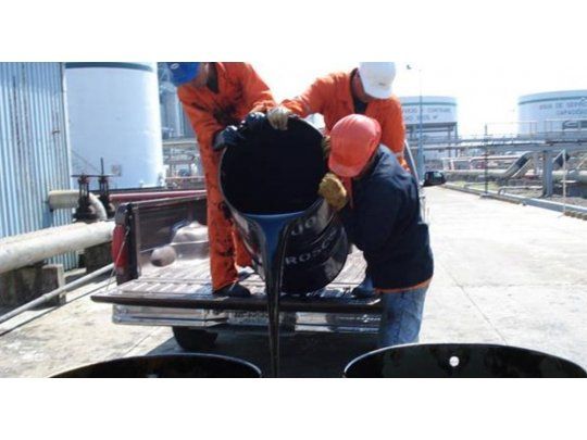 El petróleo trepó un 7% en el mes a u$s 64,73