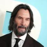 Reeves se expresó en defensa del director. Reeves se expresó en defensa del director.