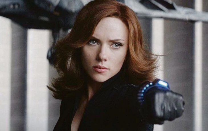 Johansson. Empoderada, sí, pero no contra los ejecutivos de Disney.