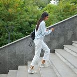 Subir escaleras potencia la concentración, la memoria, el equilibrio y la coordinación. Subir escaleras potencia la concentración, la memoria, el equilibrio y la coordinación.