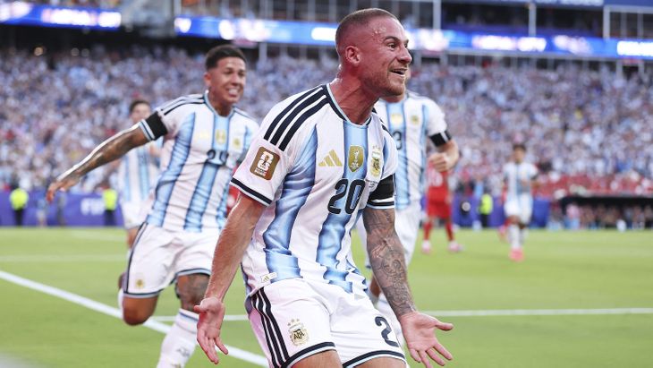Con gol de Alexis Mac Allister, Argentina le gana 1-0 a Suiza en Kansas.