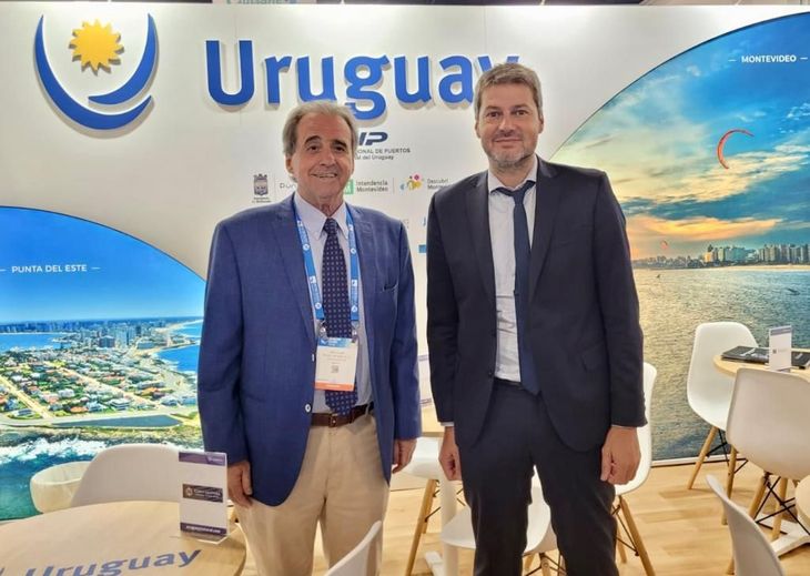 The Undersecretary of Tourism, Remo Monzeglio, together with the Minister of Tourism and Sports of Argentina, Matías Lammens.