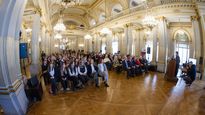 La ceremonia se realizó en el Salón Dorado del Palacio Legislativo de la Ciudad de Buenos Aires.