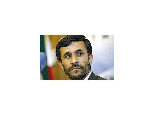 Mahmud Ahmadineyad.