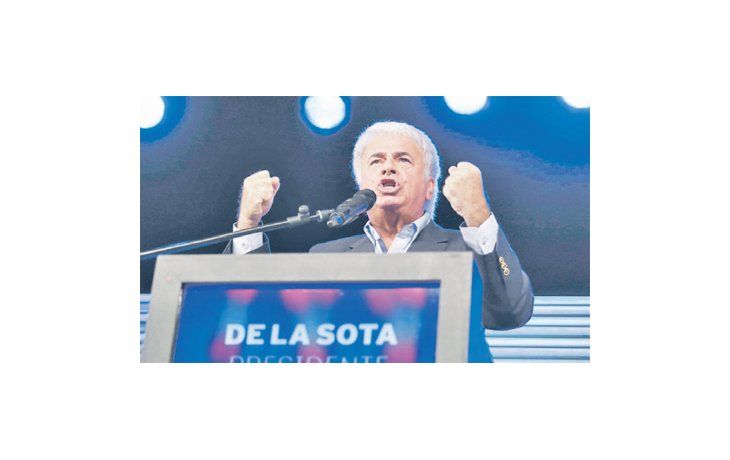 ámbito.com | José Manuel de la Sota lanzó su candidatura 2015 ayer en un teatro de la porteña avenida Corrientes. El gobernador de Córdoba busca liderar al peronismo no kirchnerista y compite con el massista Frente Renovador.