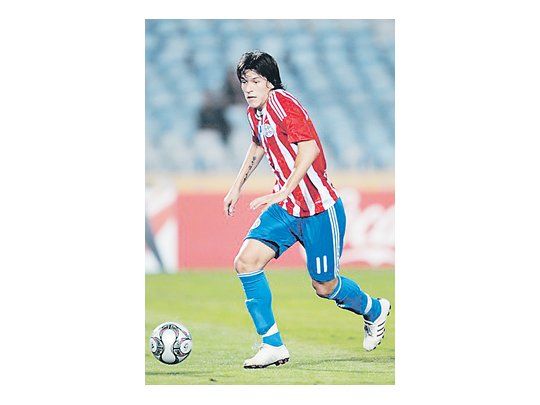 Éste es Federico Santander, el delantero de 20 años y 1,87 de altura que contratará Racing. Jugó en Guaraní y estuvo un año en el Toulouse de Francia.