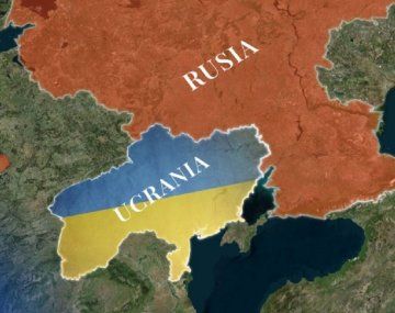 Cuando Ucrania quiso ingresar a la OTAN para defenderse de las ambiciones de su vecino, Putin se resistió a la idea de tener misiles tan cerca de Moscú y desplazó su ejército sobre tierra ucraniana. Cuando Ucrania quiso ingresar a la OTAN para defenderse de las ambiciones de su vecino, Putin se resistió a la idea de tener misiles tan cerca de Moscú y desplazó su ejército sobre tierra ucraniana.