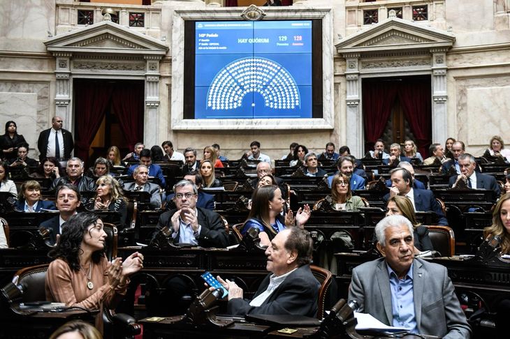 El peronismo perdió la primera fuerza en Diputados y debe recuperar terreno en la agenda pública. El peronismo perdió la primera fuerza en Diputados y debe recuperar terreno en la agenda pública.