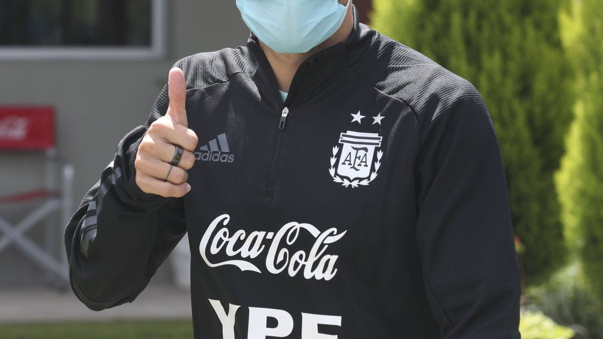 After winning the classic with Seville, “Papu” Gómez joins the selected team