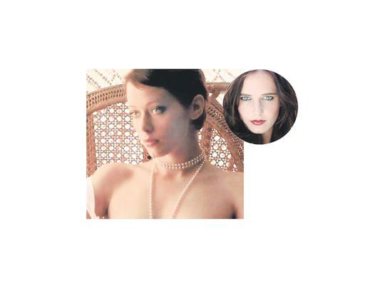 Al lado, Sylvia Kristel en la primera «Emmanuelle»: hoy con 58 años y convertida en realizadora, dice aspirar «a un pequeño papel» en la remake en 3D que podría protagonizar Eva Green (arriba), según medios europeos.