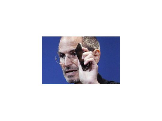 Steve Jobs quiere a sus clientes contentos.