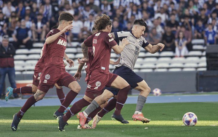 Subre el Grana. Lanús le ganó a Talleres en Córdoba por la Liga Profesional.