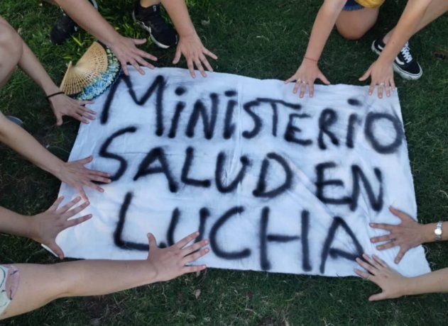 Alerta en el Ministerio de Salud: presentaron la renuncia médicos de las direcciones de Vacunas, VIH, Lepra y Tuberculosis