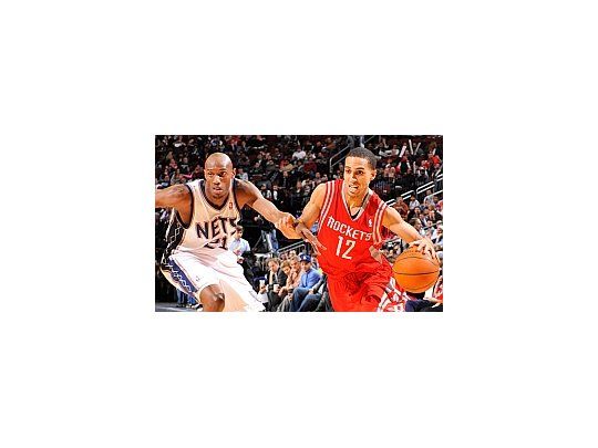 Kevin Martin convirtió 20 puntos.