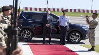 Yamandú Orsi regresó al país tras una semana de gira por China. Yamandú Orsi regresó al país tras una semana de gira por China.