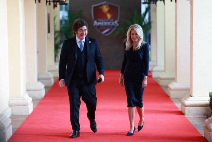 Javier Milei realiza una gira por Estados Unidos. Javier Milei realiza una gira por Estados Unidos.