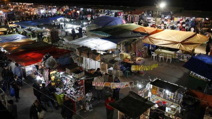 A su vez, demás efectivos custodian dos locales y un acceso a la principal feria, llamada La Bristol II. A su vez, demás efectivos custodian dos locales y un acceso a la principal feria, llamada La Bristol II.