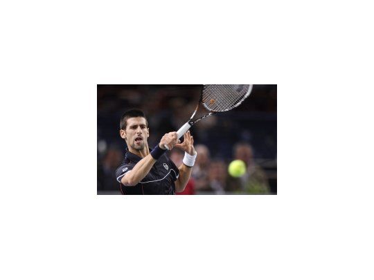 Djokovic abandonó París por una lesión en su hombro derecho.
