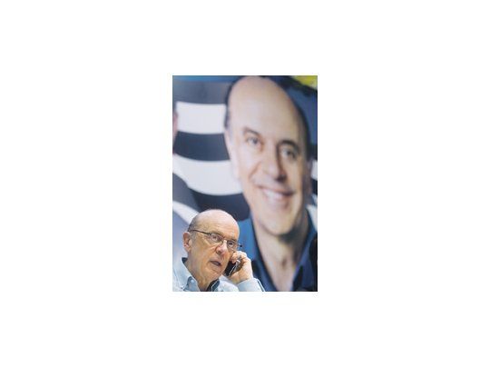 José Serra, el líder de la oposición socialdemócrata de Brasil, denunció un «chantaje» del Gobierno de Lula da Silva a la prensa privada. El debate en curso, que sigue una tendencia prevaleciente en la región, arrecia especialmente en el actual contexto preelectoral.