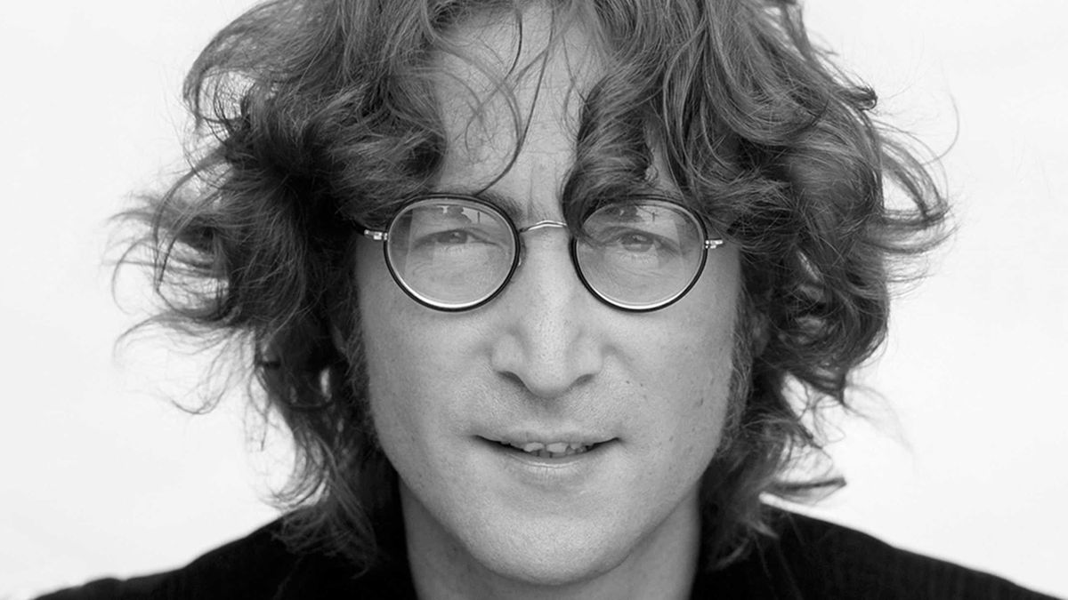 An original drawing of John Lennon is auctioned off for more than ,000