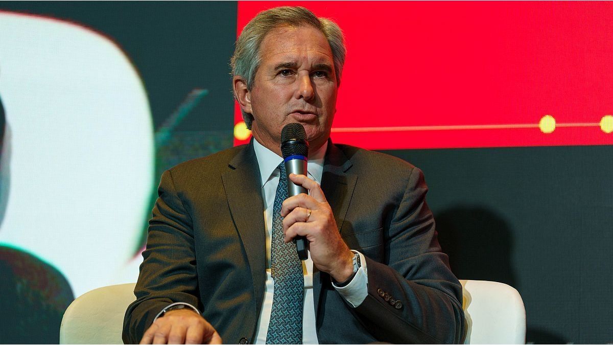 When will the shortage of dollars in Argentina end, according to Pablo Quirno, a key man of Luis Caputo?