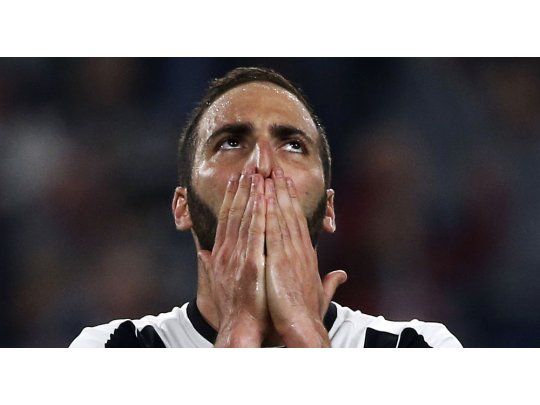 Higuaín no habló con la prensa.