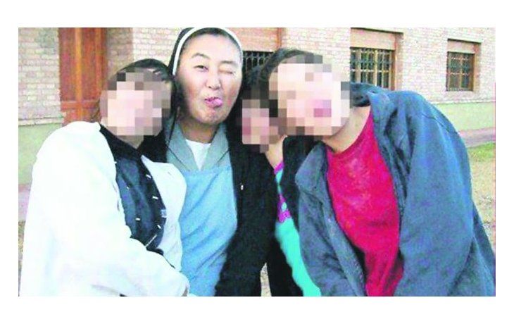 Próvolo. La mujer trabajaba en el instituto de Mendoza donde varios jóvenes denunciaron que fueron abusados por dos curas.