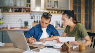 Antes de solicitar un crédito hipotecario, es clave revisar los ingresos, calcular cuánto puede destinarse a la cuota y conservar ahorros para imprevistos