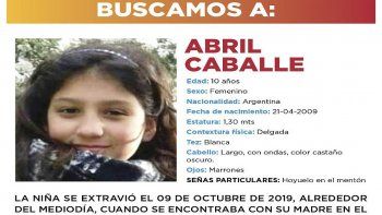 La búsqueda de Abril Caballé, la niña de 10 años que desapareció el miércoles pasado en una playa de la localidad bonaerense de Punta Indio, ingresó al sistema Alerta Sofía, que es un mecanismo de emergencia para hallar niños desaparecidos.
