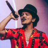 El cantante hawaiano se prepara para lanzar un nuevo disco. El cantante hawaiano se prepara para lanzar un nuevo disco.