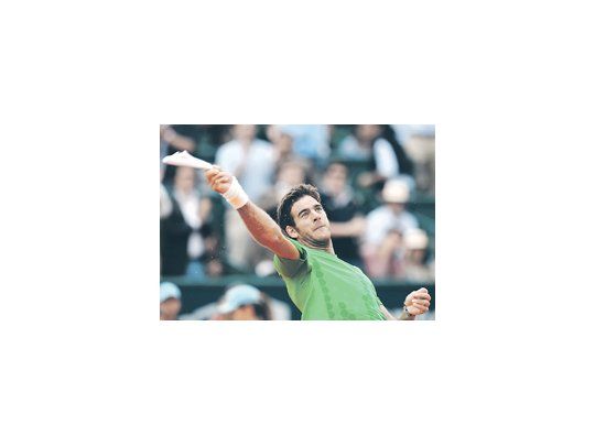 Pese a no jugar sobre polvo de ladrillo desde 2009, cuando cayó en las semis de Roland Garros, «Delpo» no acusó la falta de rodaje. Por el contrario, se despachó con un título en Estoril, dejando en el camino a dos grandes jugadores como Söderling y Verdasco.