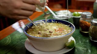 &nbsp;Esta es la pozolería de CDMX que Carlos Slim Helú ama y donde siempre pide pozole blanco con chicharrón
