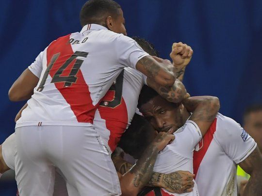 Perú ganó su primer partido de la Copa América y se acomoda en el Grupo A.