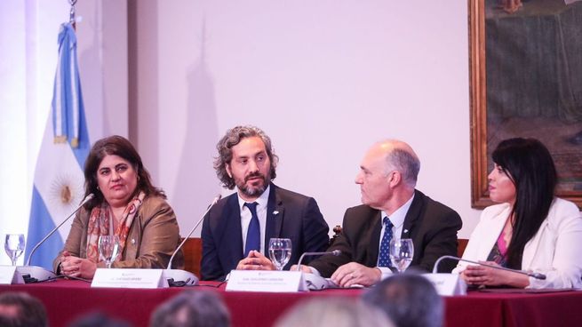 Santiago Cafiero encabezó el acto en el Palacio San Martín.