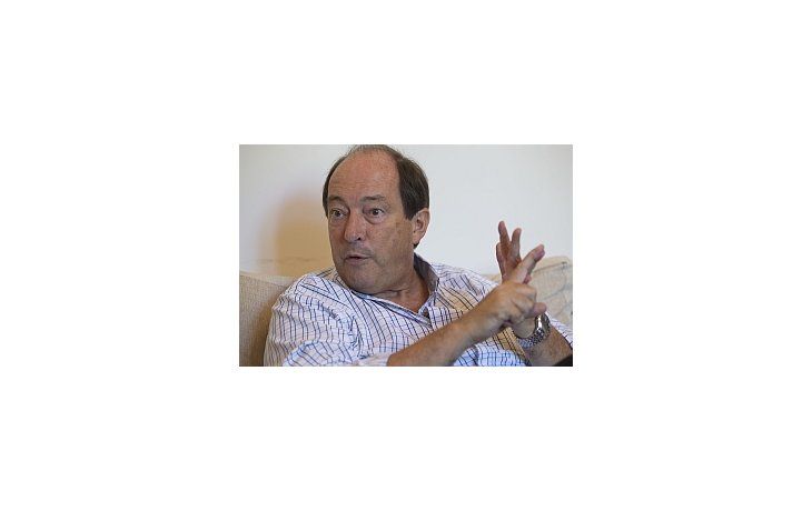 Ernesto Sanz.