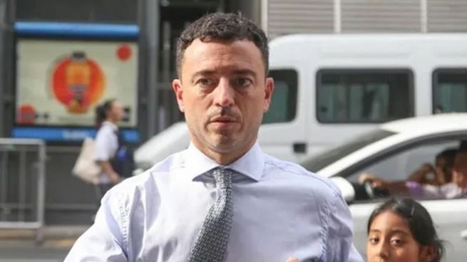 Rodrigo de Loredo se anotó en la grilla de aspirantes a la gobernación de Córdoba.