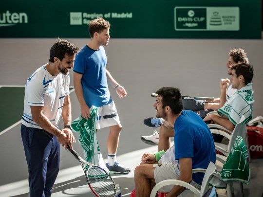 Parque del equipo argentino durante las prácticas en Madrid.