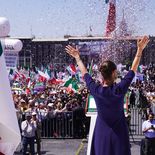 Sheinbaum reunió a unas 600.000 personas en el Zócalo para exhibir respaldo político tras semanas de protestas y tensiones internas en Morena. Sheinbaum reunió a unas 600.000 personas en el Zócalo para exhibir respaldo político tras semanas de protestas y tensiones internas en Morena.