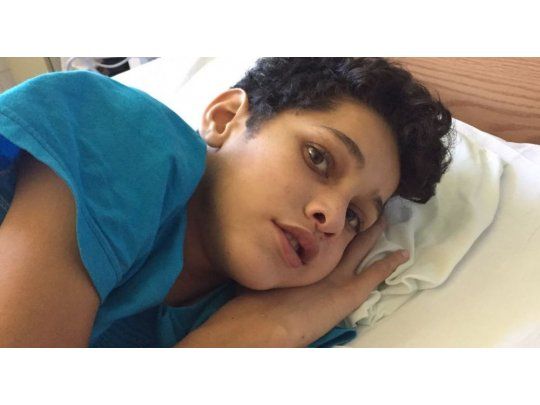 Injusticia. Fernando se volvió a Corrientes desahuciado tras ser excluido de la lista de espera “por su condición social y familiar”.