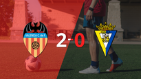 con dos goles, valencia se impuso a cadiz en el estadio mestalla
