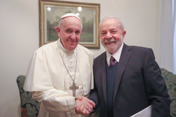Papa Francesco e Lula Da Silva, nell'incontro del 2020. 