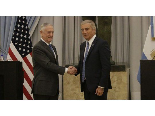 Aguad y Mattis coincidieron en la importancia de profundizar la cooperación.