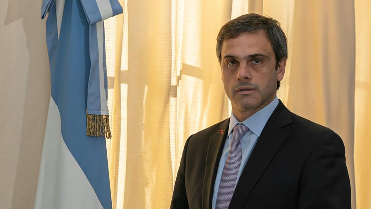 Guillermo Michel warned that the liberals in the government will raise and create new taxes